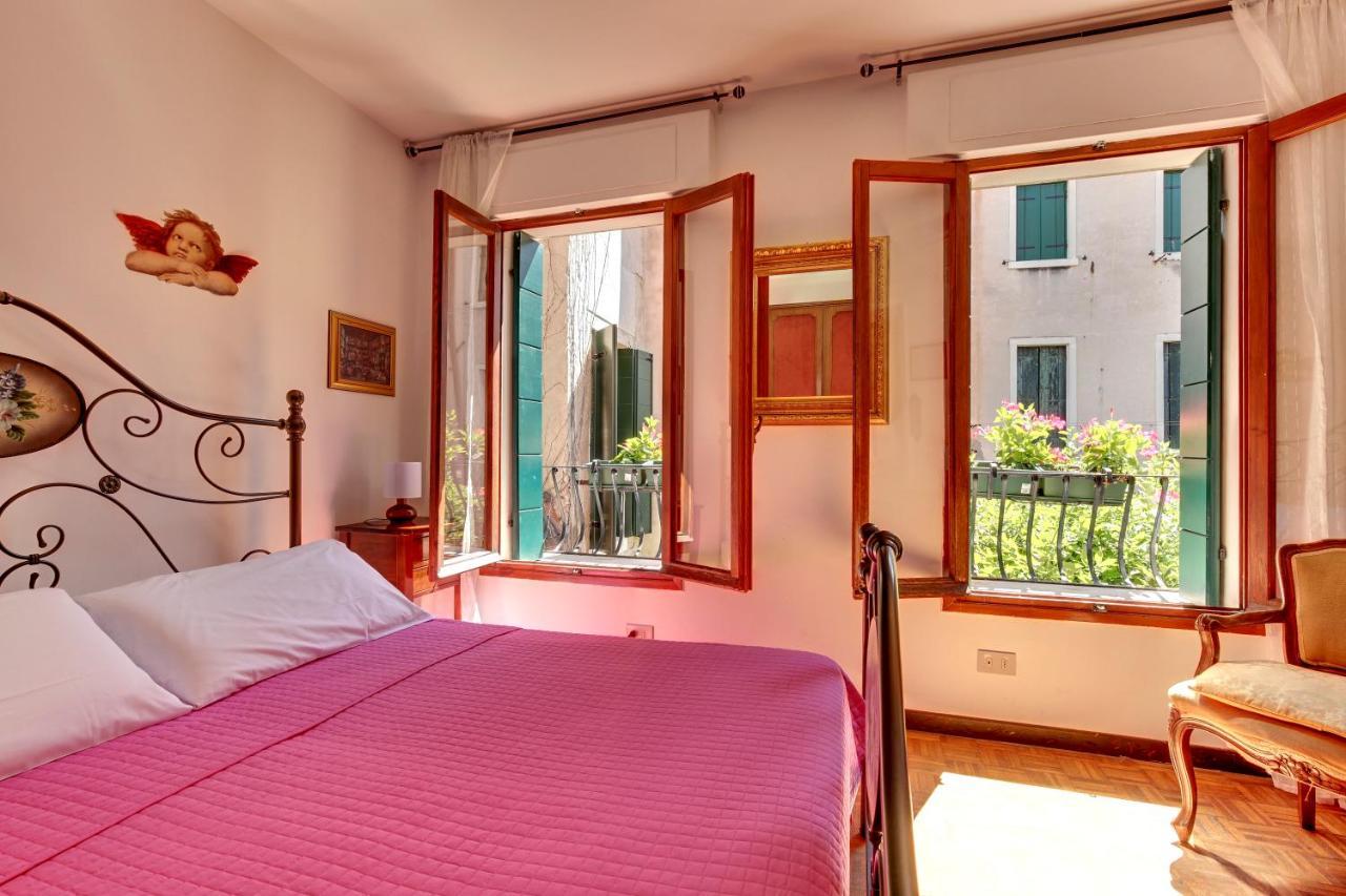 Casa Di Sara Bed & Breakfast เวนิส ภายนอก รูปภาพ